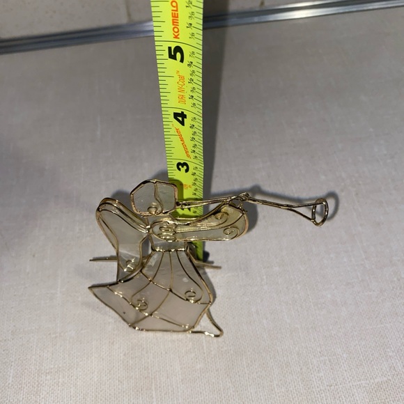 Vintage Capiz Shell Angel Horn  Christmas Tree Ornament With Horn Gold Tone Trim - Picture 2 of 9